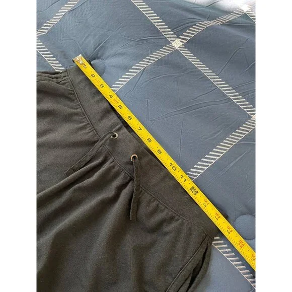 Nike Shorts in Black Size M - Picture 8 of 10